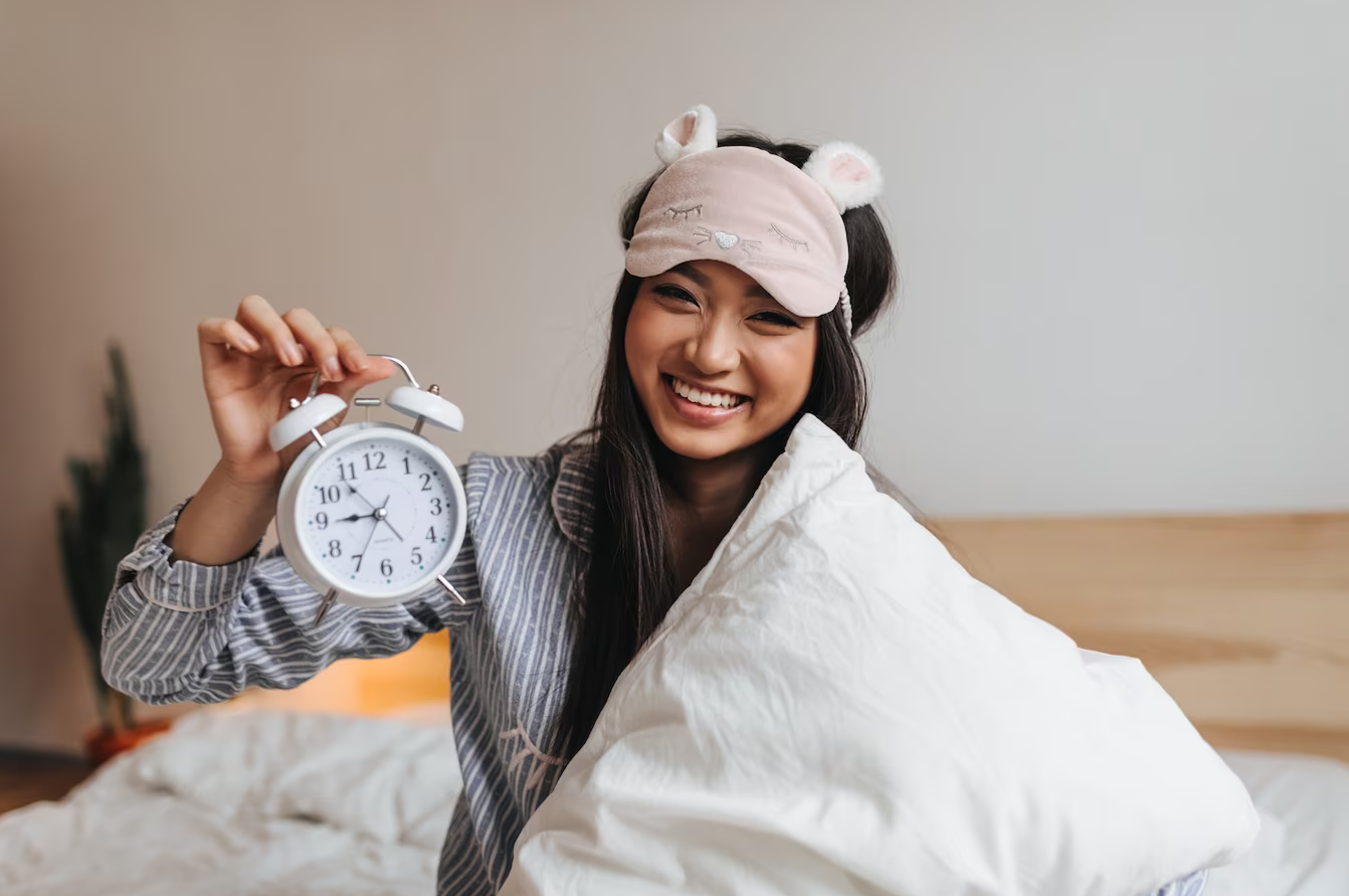 When Is the Optimal Time to Sleep and Wake Up?