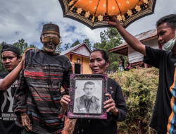 Walking Dead: The Toraja People of Indonesia Explained